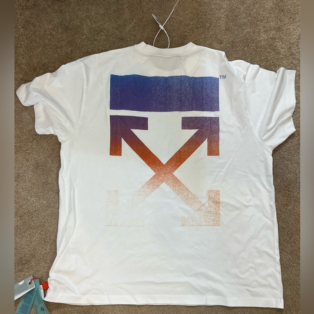 Off-White Men’s Small T-shirt